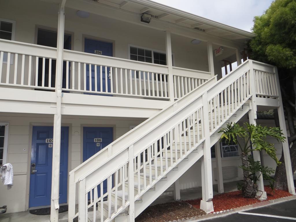 מונטריי Fisherman'S Cove Inn מראה חיצוני תמונה