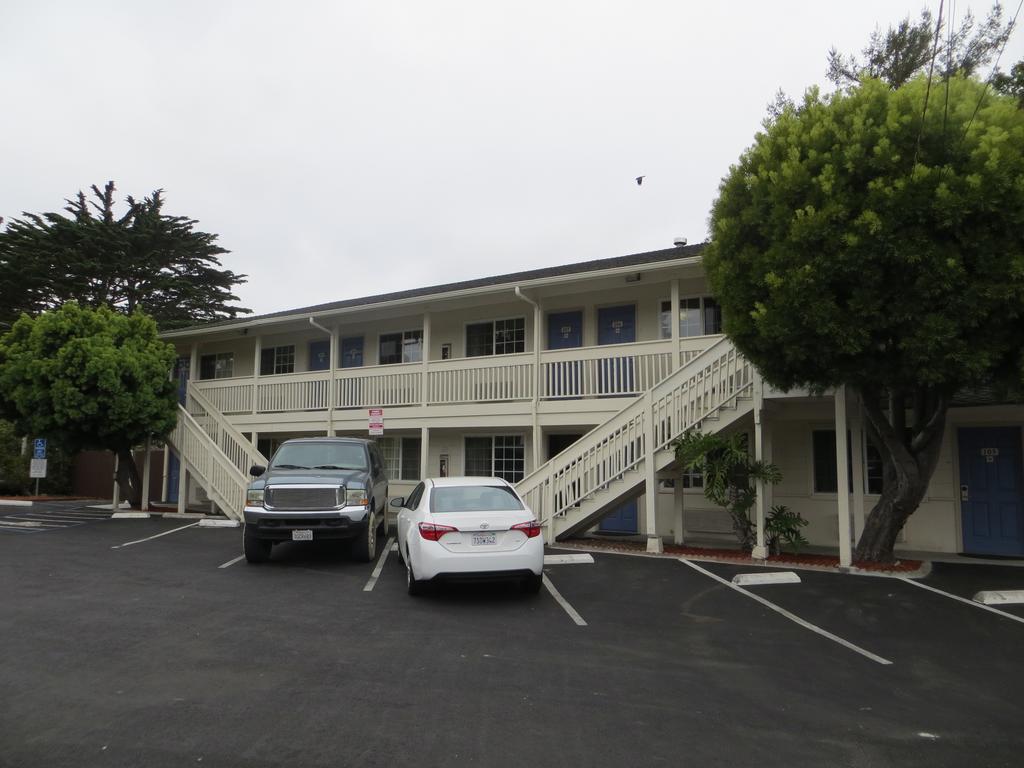 מונטריי Fisherman'S Cove Inn מראה חיצוני תמונה